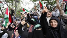 Turkish demonstrators against Israeli aggression, Ankara 2010