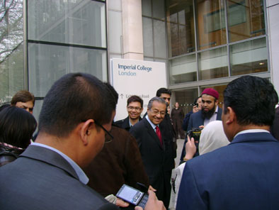Tun Dr Mahathir arriving for his Imperial College lecture